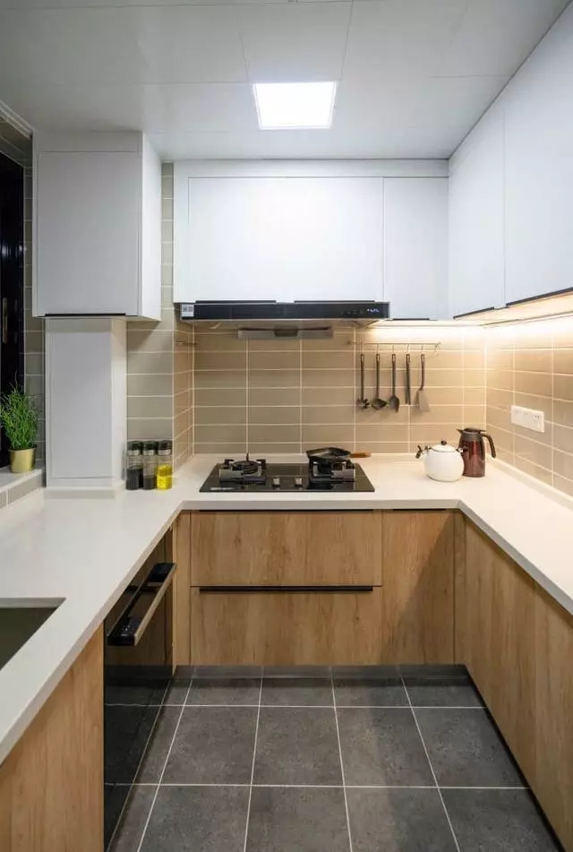 [裝修案例]95平米老房翻新舊房改造，讓凌亂空間瞬間變的整潔收納功能