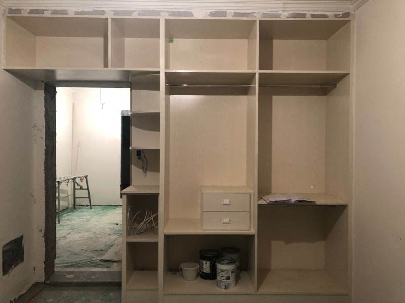 家裝柜子是請木工打柜子好還是全屋定制柜子好，哪種更劃算